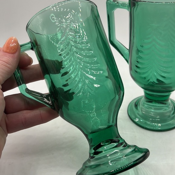 VTG Set of 2 Green Glass Mugs - Picture 3 of 4